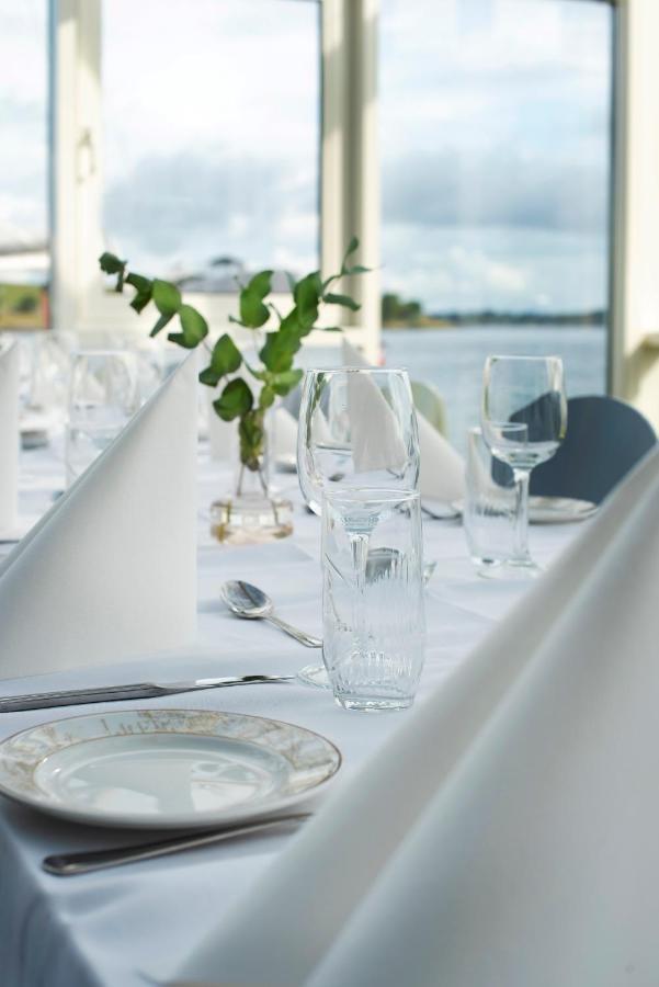 Utstein Kloster Hotell Mosterøy Екстериор снимка